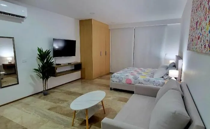 Troy House Apartamento